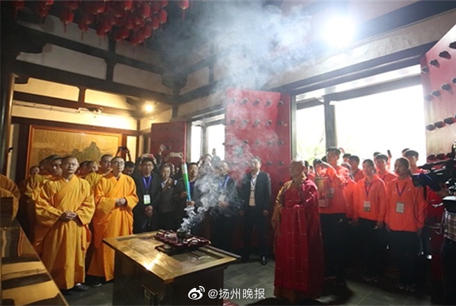 只有冬夏再无春秋什么梗