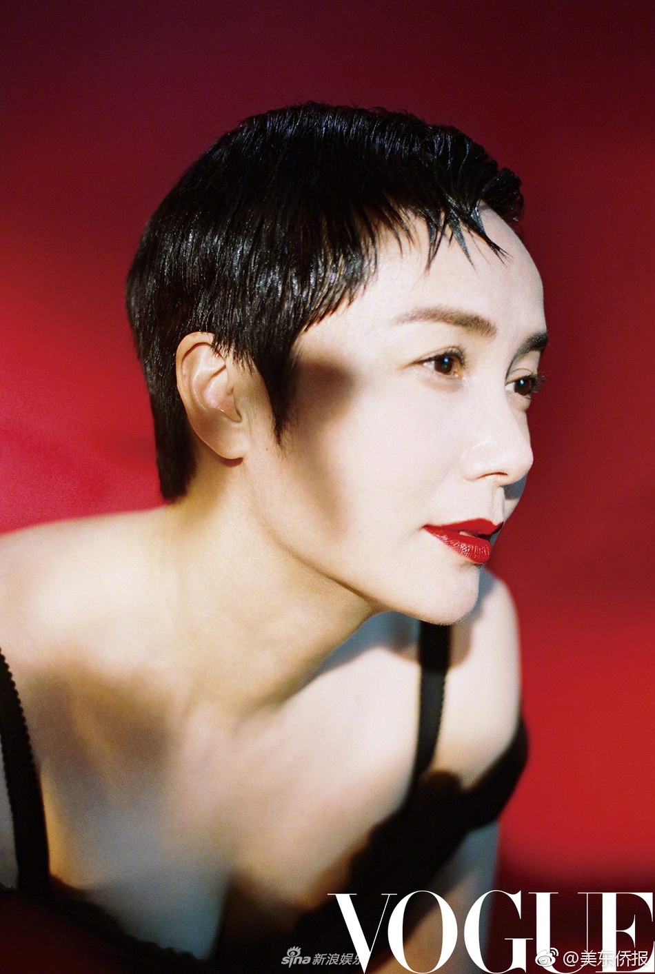 酒店打扑克什么梗