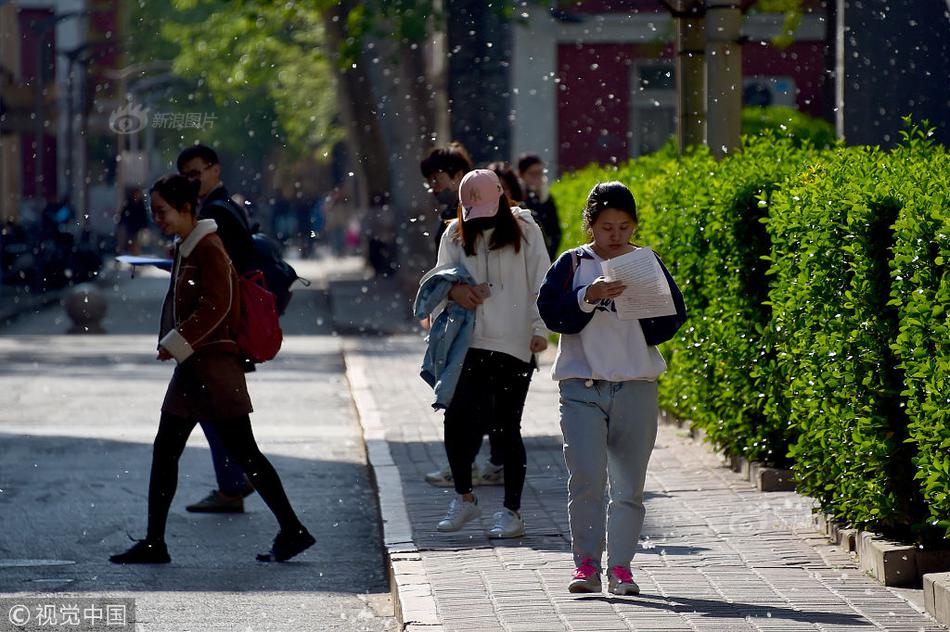 当然是选择原谅他是什么梗