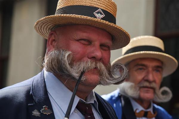 篮球一级运动员