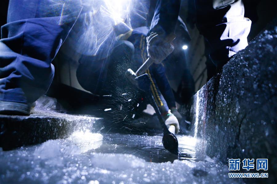 睡袋和穿衣服睡觉有什么区别