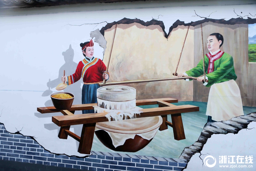 天花板装镜子什么梗浴室装把手